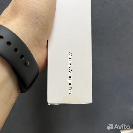 Беспроводное зарядное устройство EP-P6300