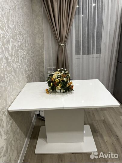 Кухоный стол раздвижной