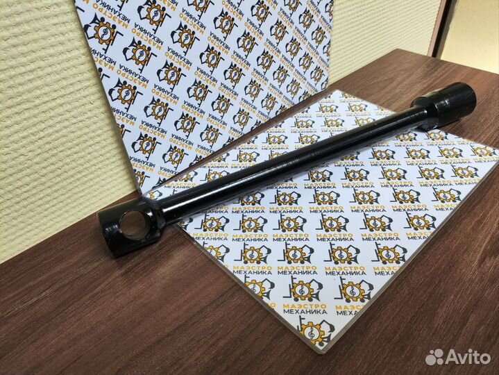 Ключ балонный JCB 3CX 4 CX