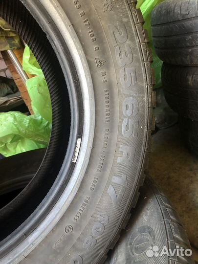 Continental Conti4x4IceContact 235/65 R17