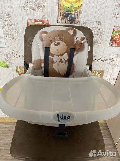 Стульчик-бустер для кормления. Оганер