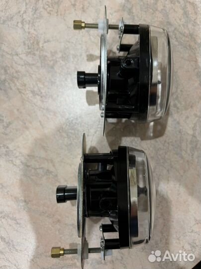 Фара противотуманная W 204/219/164 r230 AMG