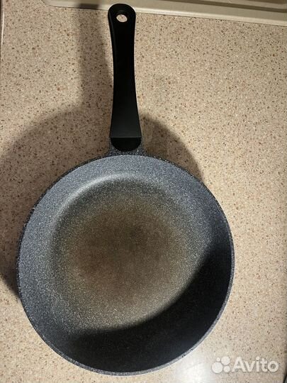 Сковорода с крышкой