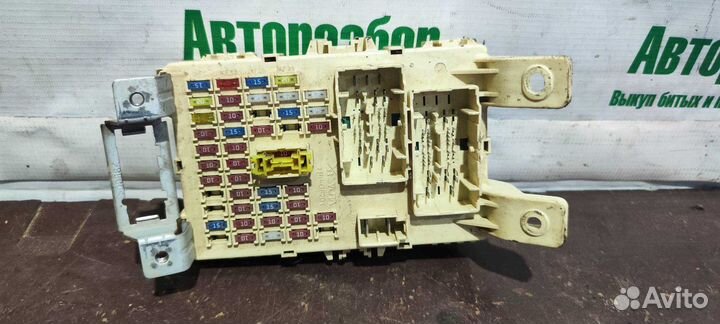 Блок предохранителей салонный Hyundai Solaris