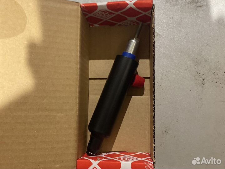 Пневматический цилиндр Mercedes LK / LN2