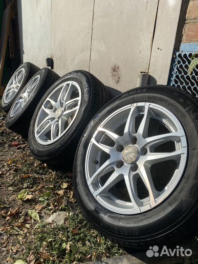 Комплект колес r15