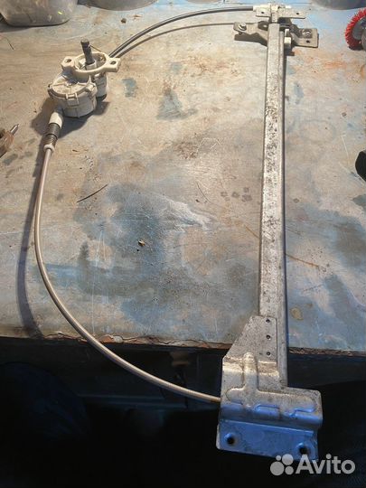 Стеклоподъемник передний правый Mercedes-Benz