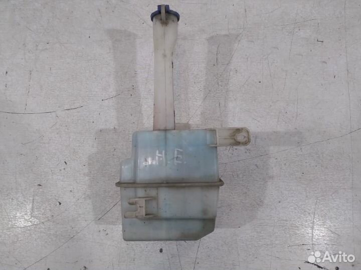 Бачок омывателя Hyundai Elantra 3 2000