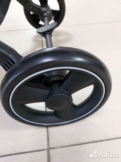 Прогулочная коляска Luxmom H3