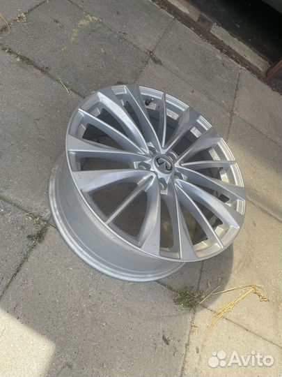 Диски на infiniti r20