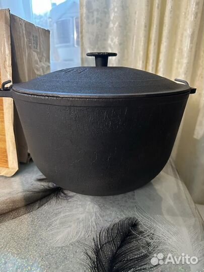 Казан чугунный 8 литров новый