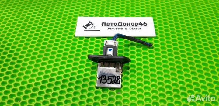 Резистор отопителя Nissan Almera Classic B10