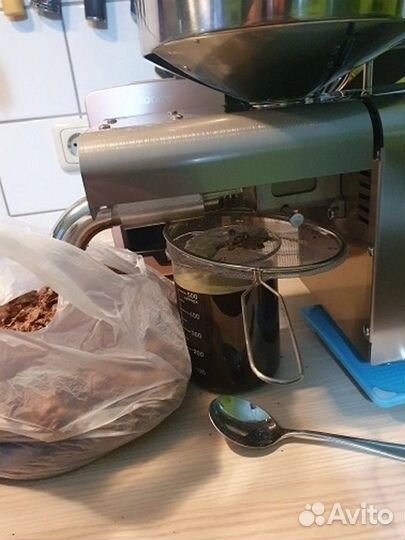 Пресс для холодного отжима масла электрический