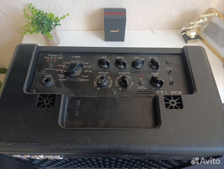 Гитарный комбоусилитель vox