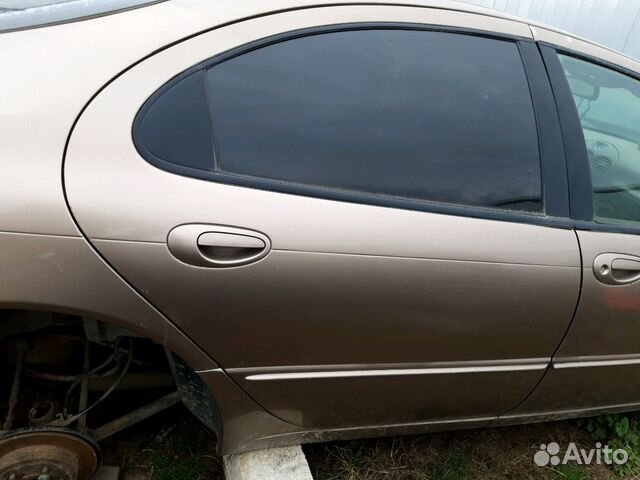 Дверь задняя правая крайслер 300m В наличие