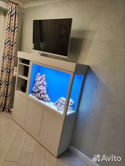 Аквариум с тумбой 1100л