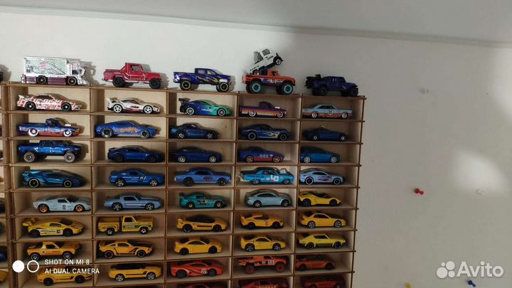 Машинки hot wheels