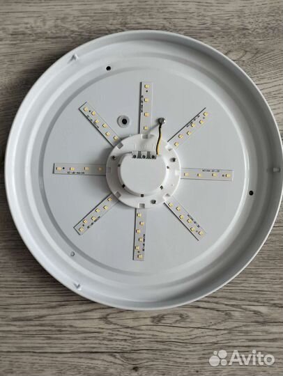 Светильник настенно-потолочный эра Белый