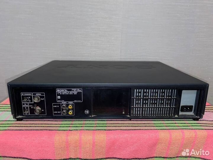 Видеомагнитофон sony DA Pro 4 Head