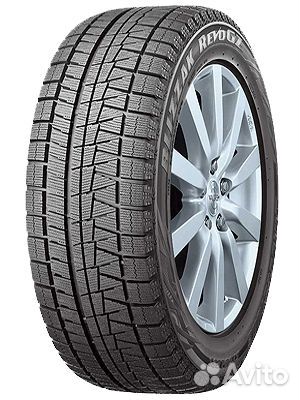 Bridgestone Blizzak Revo GZ 215/65 R16