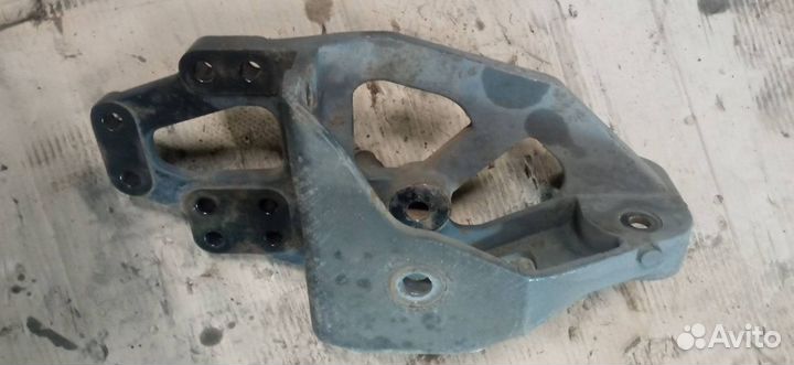 Кронштейн рессоры DAF XF 105 2008 1606971