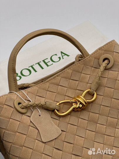 Сумка из замши Bottega Veneta Andiamo
