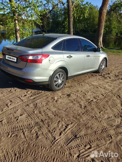 Ford Focus 1.6 МТ, 2013, 204 406 км