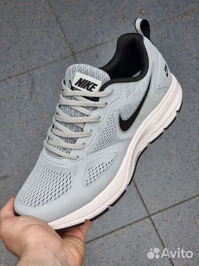 Кроссовки nike zoom