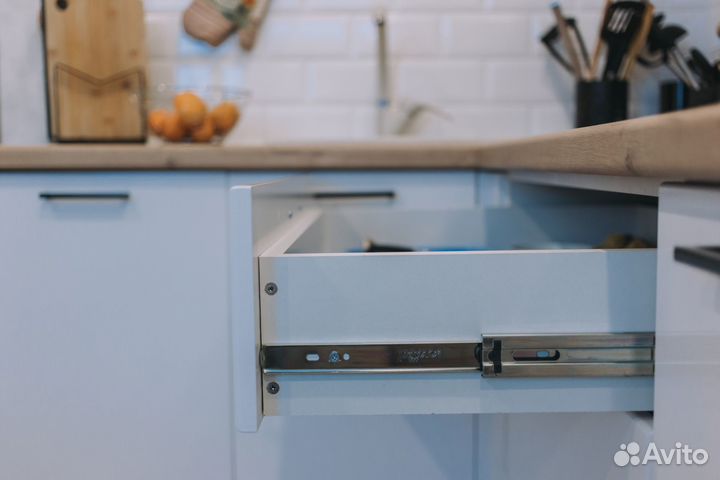 Угловая кухня «A» + духовка в подарок