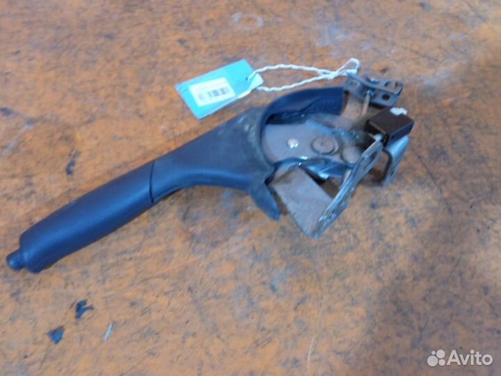 Рычаг стояночного тормоза Toyota Succeed NCP51V