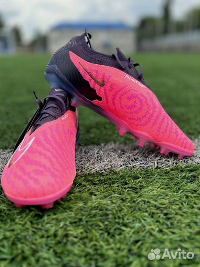 Бутсы Nike Phantom GX pink