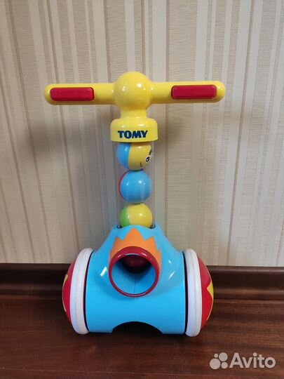 Каталка Tomy (катапульта Толкай-Запускай-Собирай)