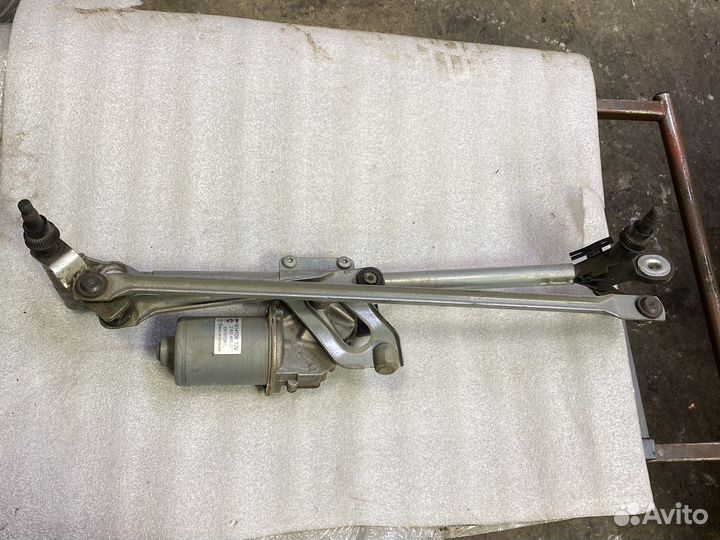 Трапеция дворников BMW X1 e84