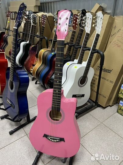 Акустическая гитара