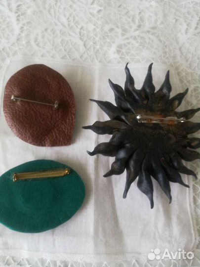 Броши кожаные,браслет медный, винтаж. Европа