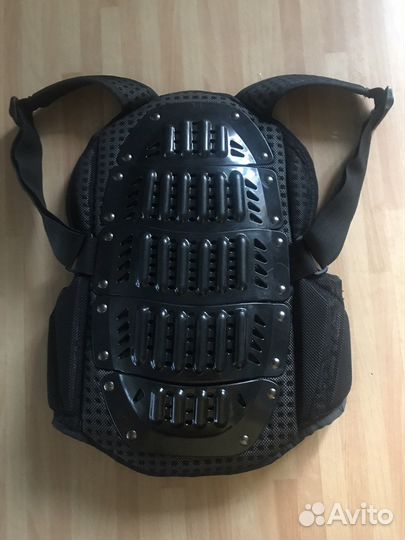 Защита для сноуборда, горных лыж детская