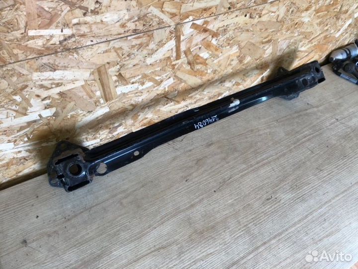 Усилитель бампера задний Subaru Forester