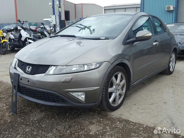Разбирается Honda Civic 5D 2009г