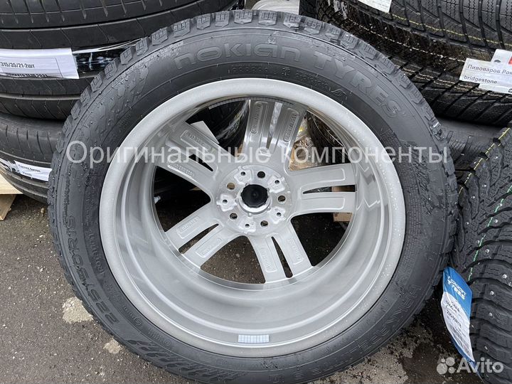 Шипы. Оригинал. Зимние колеса R18 BMW X1, X2 2022