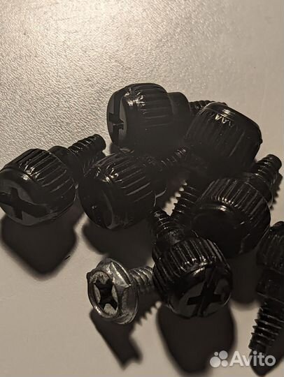 Винты для жёсткого диска (болты)