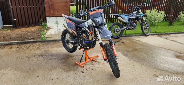 Avantis 300 pro carb