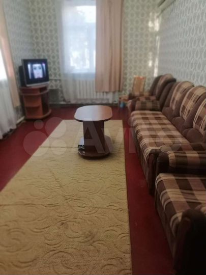 2-к. квартира, 56 м², 1/2 эт.