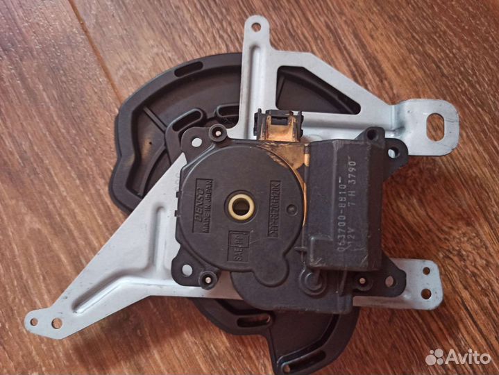 Сервопривод заслонок печки 87106-48060