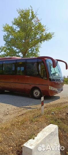 Туристический автобус Yutong ZK6737D, 2007