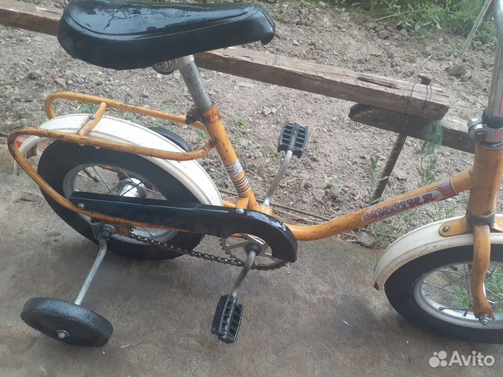 Детский советский велосипед-времен СССР