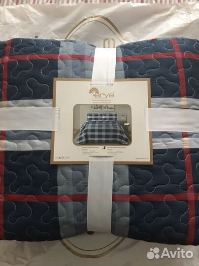 Покрывало на кровать двуспальное