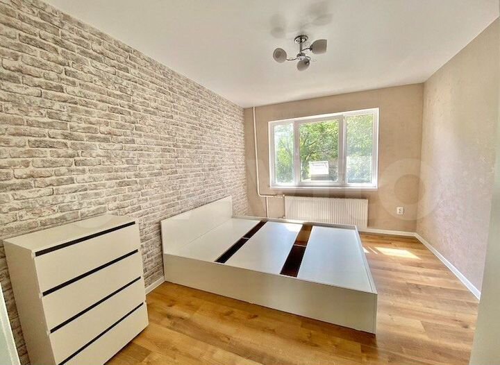 2-к. квартира, 43,8 м², 1/5 эт.
