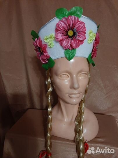 Кокошник народный