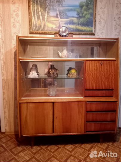 Буфеты и серванты