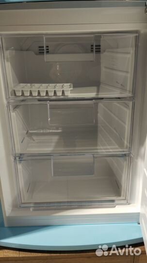 Холодильник ретро новый